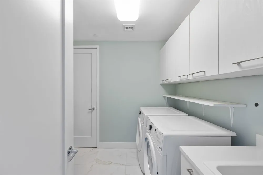 2 WATER CLUB WAY #1003 North Palm Beach, FL 33408