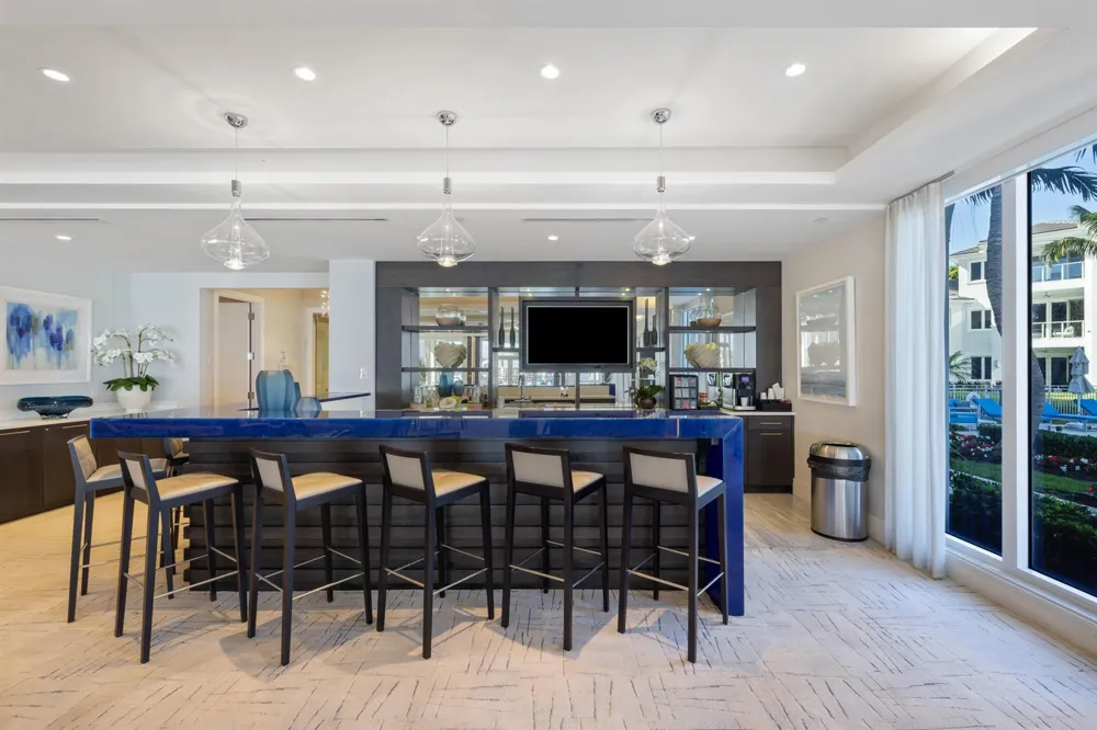 2 WATER CLUB WAY #1003 North Palm Beach, FL 33408
