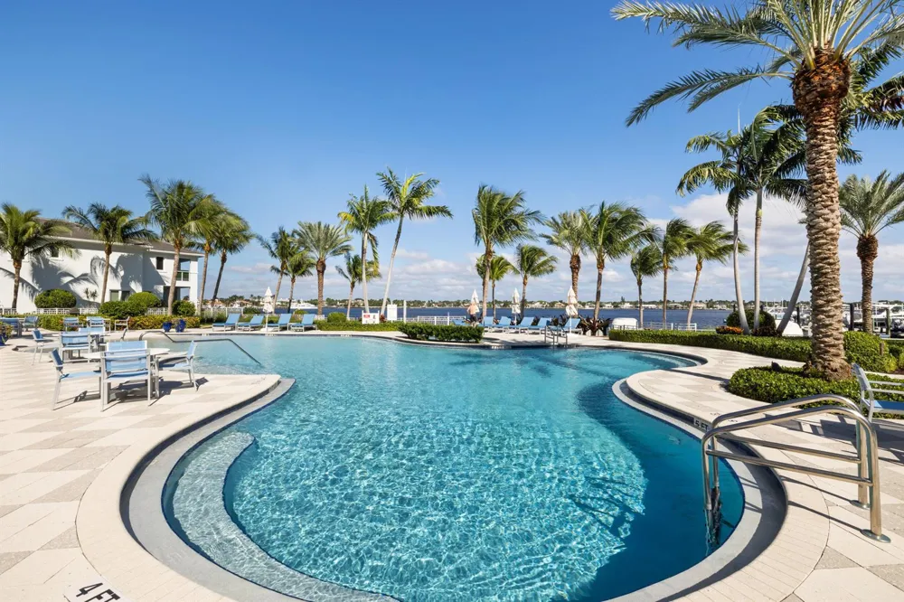 2 WATER CLUB WAY #1003 North Palm Beach, FL 33408