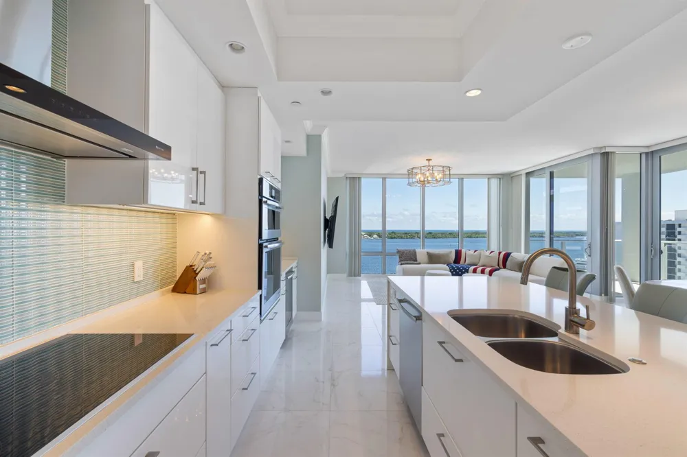 2 WATER CLUB WAY #1003 North Palm Beach, FL 33408