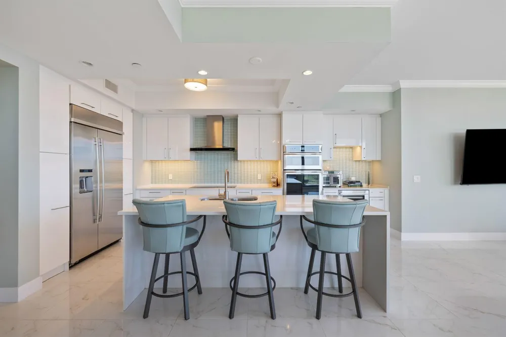 2 WATER CLUB WAY #1003 North Palm Beach, FL 33408