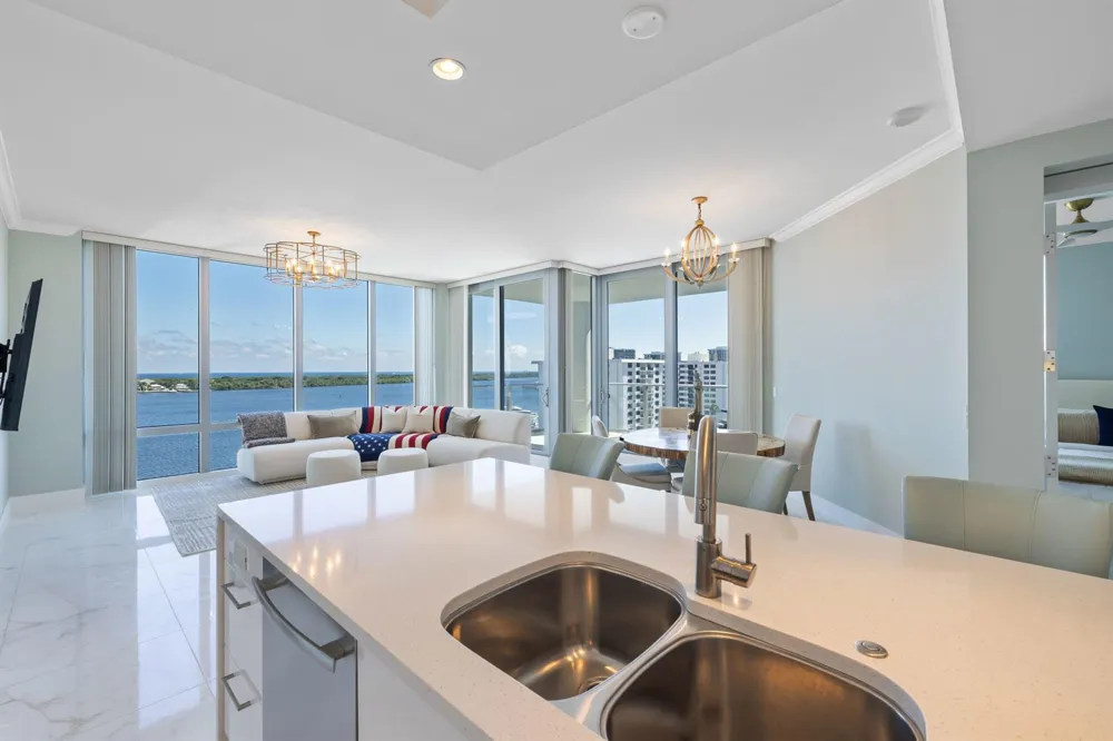 2 WATER CLUB WAY #1003 North Palm Beach, FL 33408