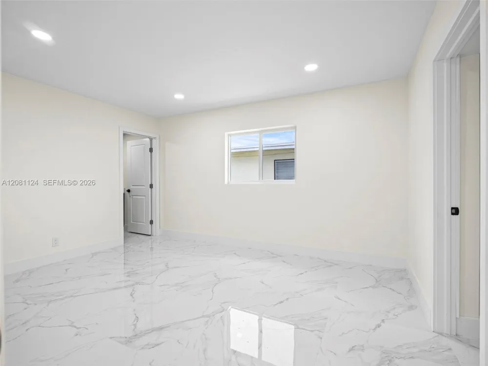 3651 SW 40th Ave West Park, FL 33023