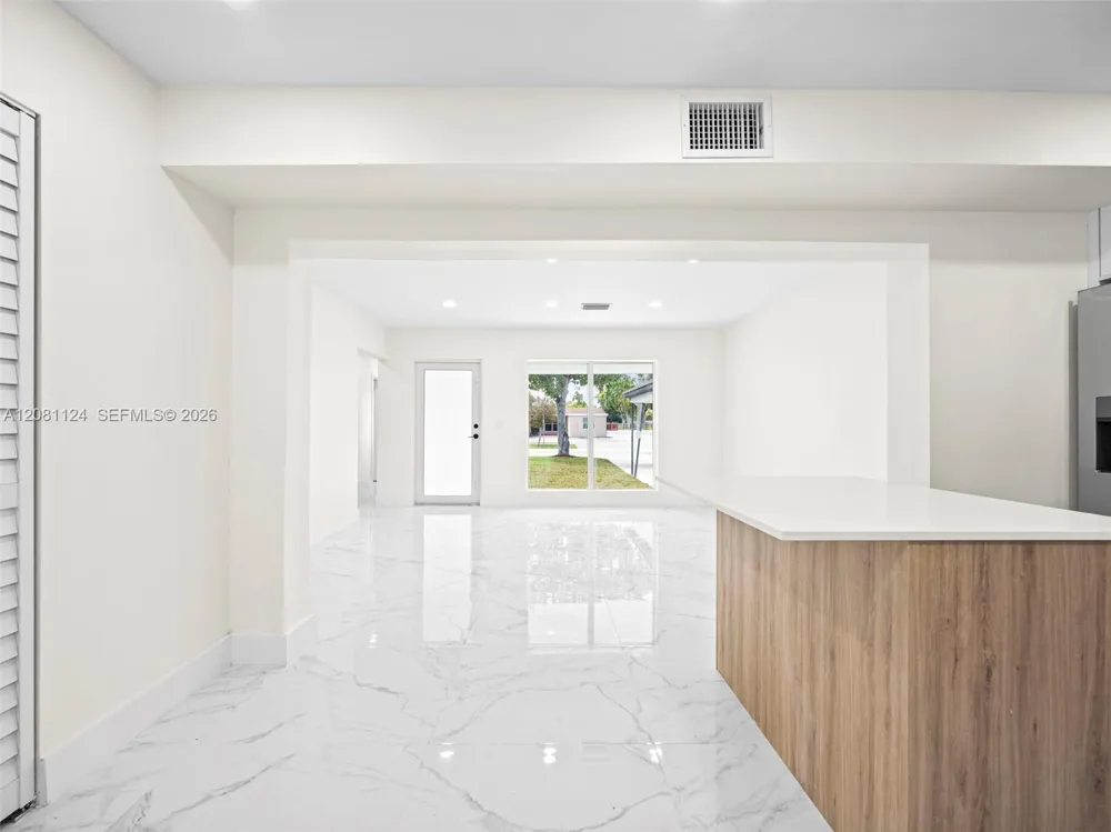 3651 SW 40th Ave West Park, FL 33023
