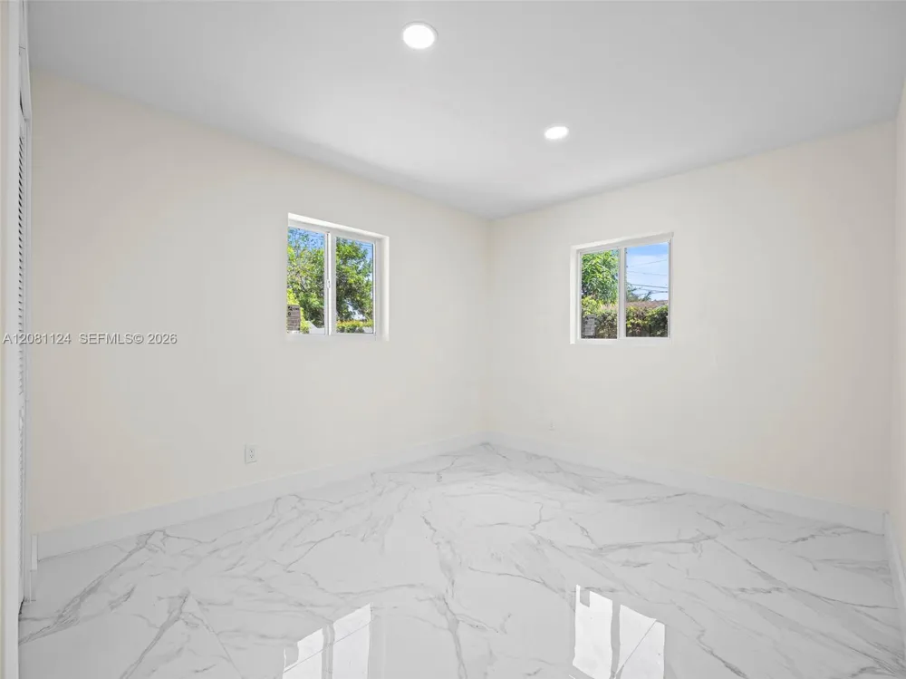 3651 SW 40th Ave West Park, FL 33023