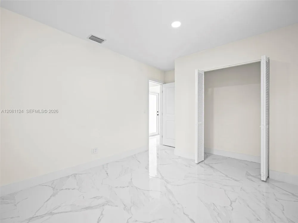 3651 SW 40th Ave West Park, FL 33023
