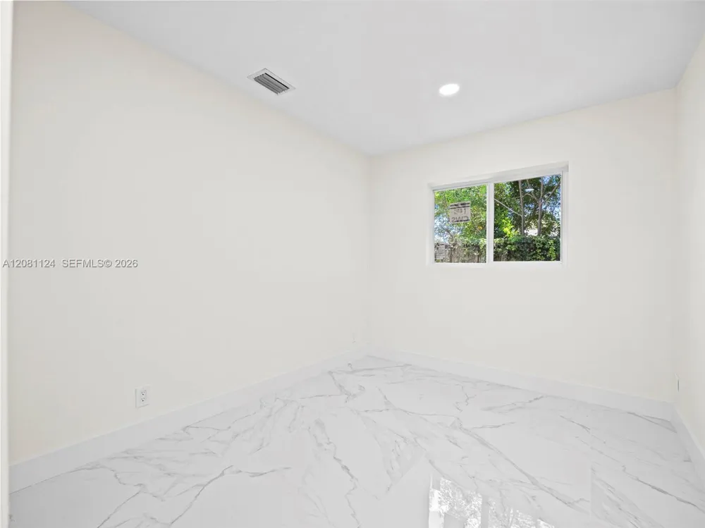 3651 SW 40th Ave West Park, FL 33023