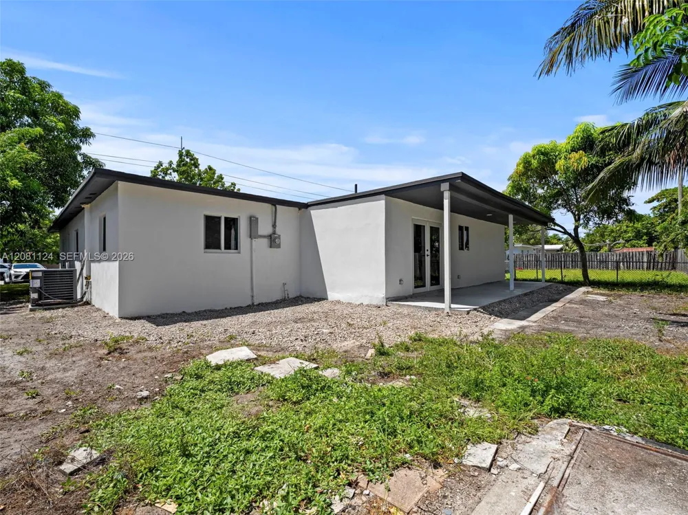 3651 SW 40th Ave West Park, FL 33023
