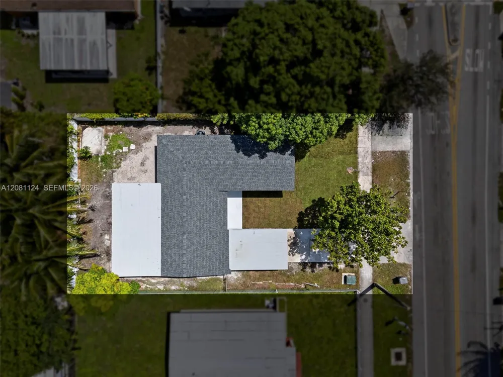 3651 SW 40th Ave West Park, FL 33023