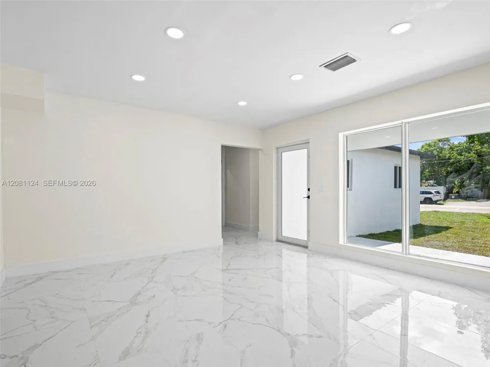 3651 SW 40th Ave West Park, FL 33023