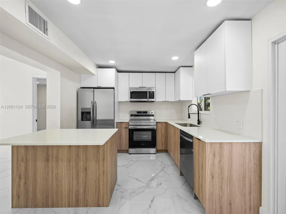 3651 SW 40th Ave West Park, FL 33023