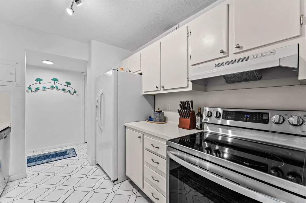 1111 S Ocean Boulevard #315 Boca Raton, FL 33432