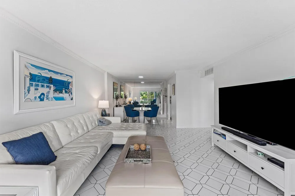 1111 S Ocean Boulevard #315 Boca Raton, FL 33432