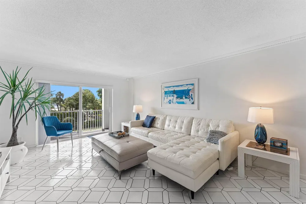 1111 S Ocean Boulevard #315 Boca Raton, FL 33432