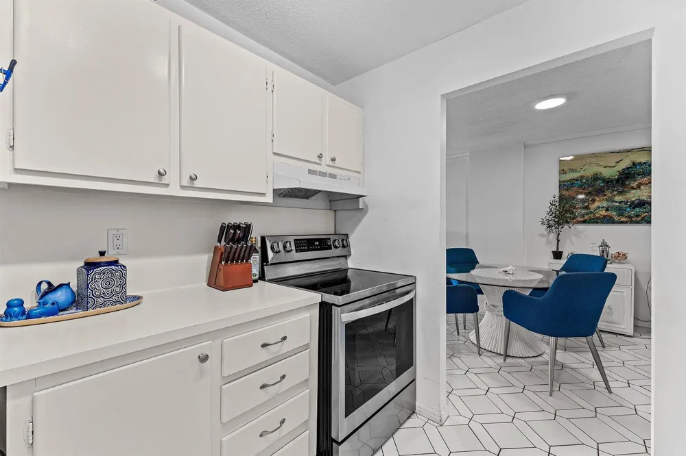 1111 S Ocean Boulevard #315 Boca Raton, FL 33432
