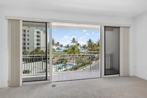 1660 S Highway A1A (Incl. separate deeded guest suite) #222