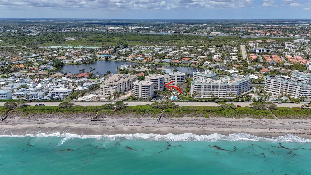 1660 S Highway A1A (Incl. separate deeded guest suite) #222 Jupiter, FL 33477
