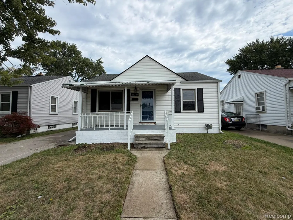 25324 Culver Street St Clair Shores City, MI 48081