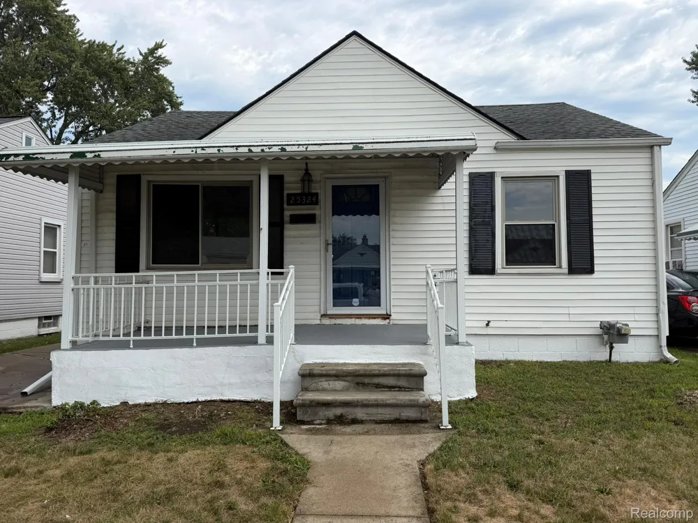 25324 Culver Street St Clair Shores City, MI 48081