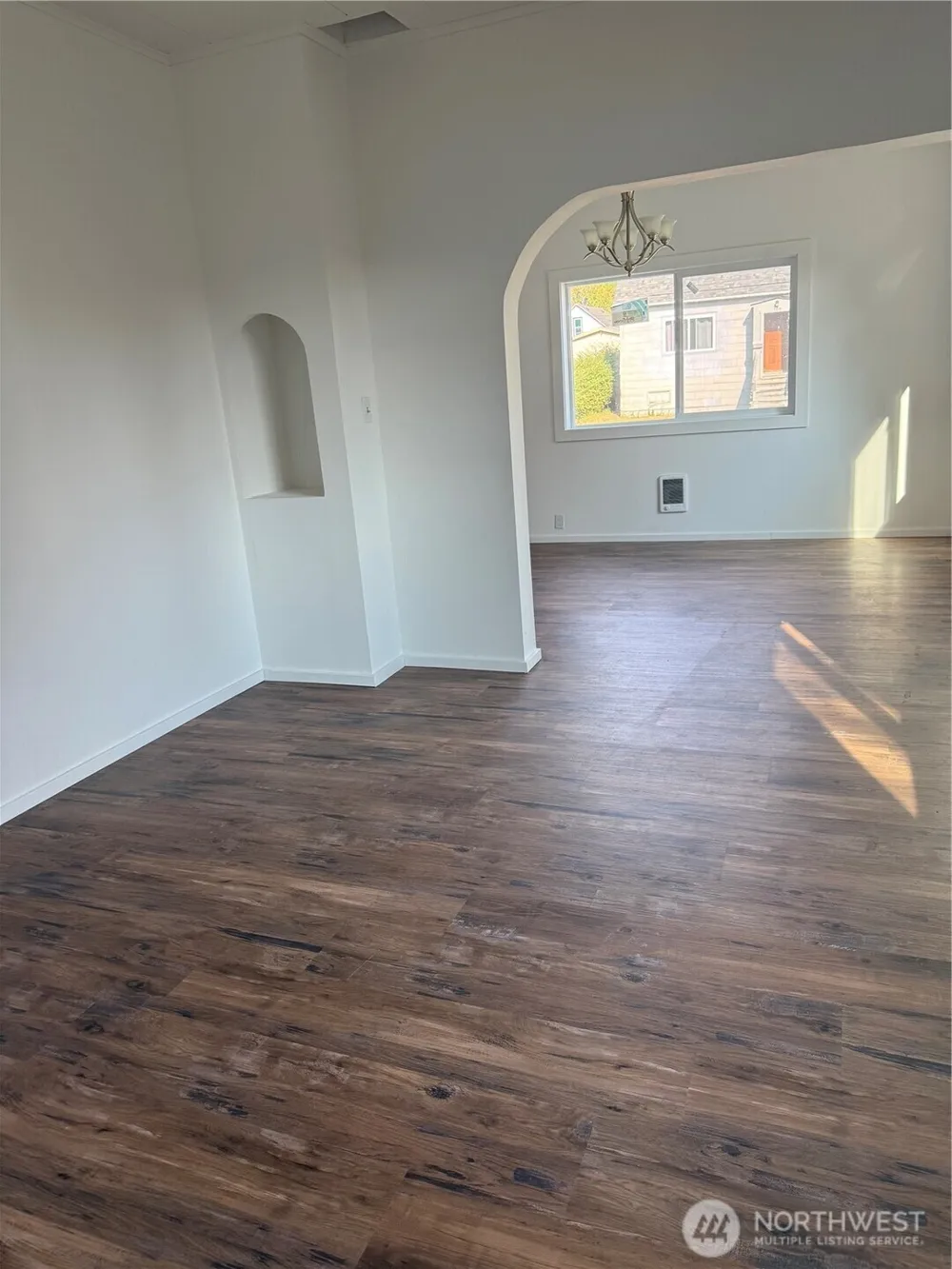 1118 Larch Street Raymond, WA 98577