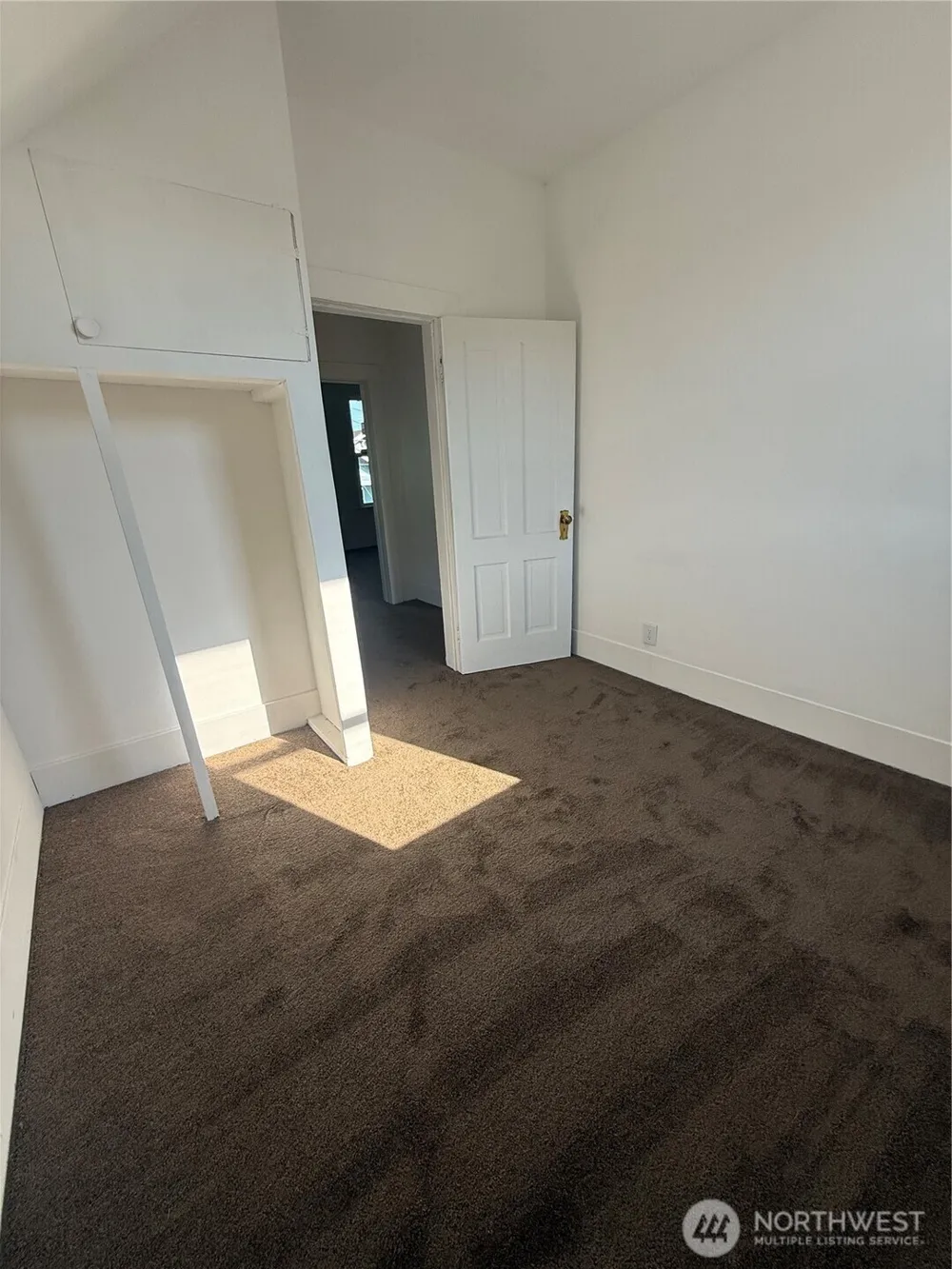 1118 Larch Street Raymond, WA 98577