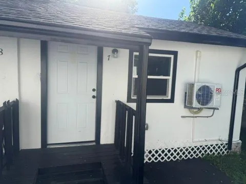 4605 HUBERT AVENUE #7