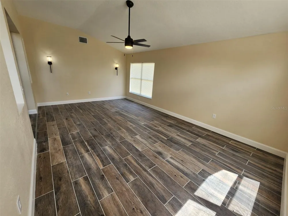 29545 MORWEN PLACE Wesley Chapel, FL 33543