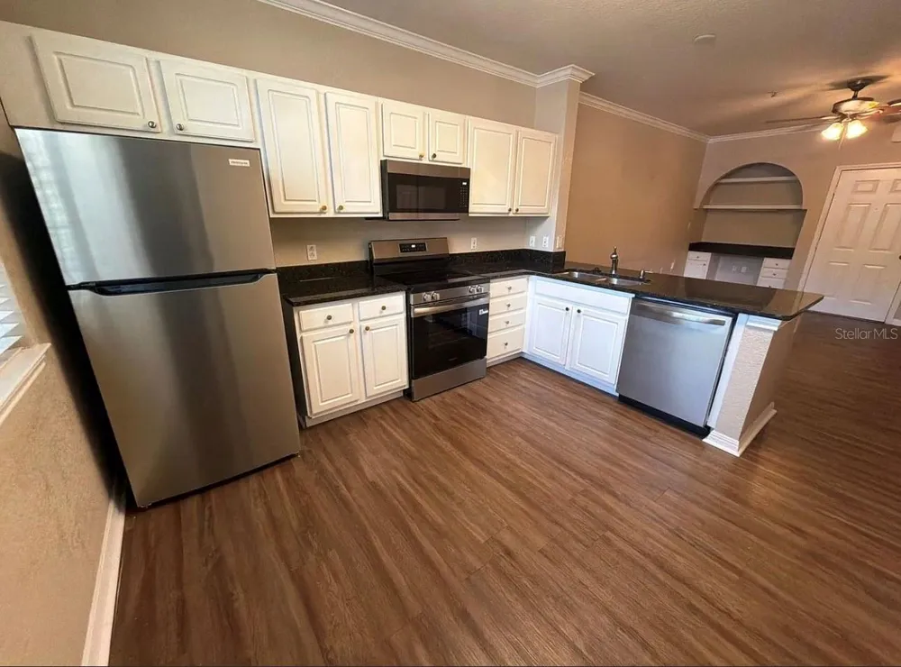 911 N ORANGE AVENUE #112 Orlando, FL 32801