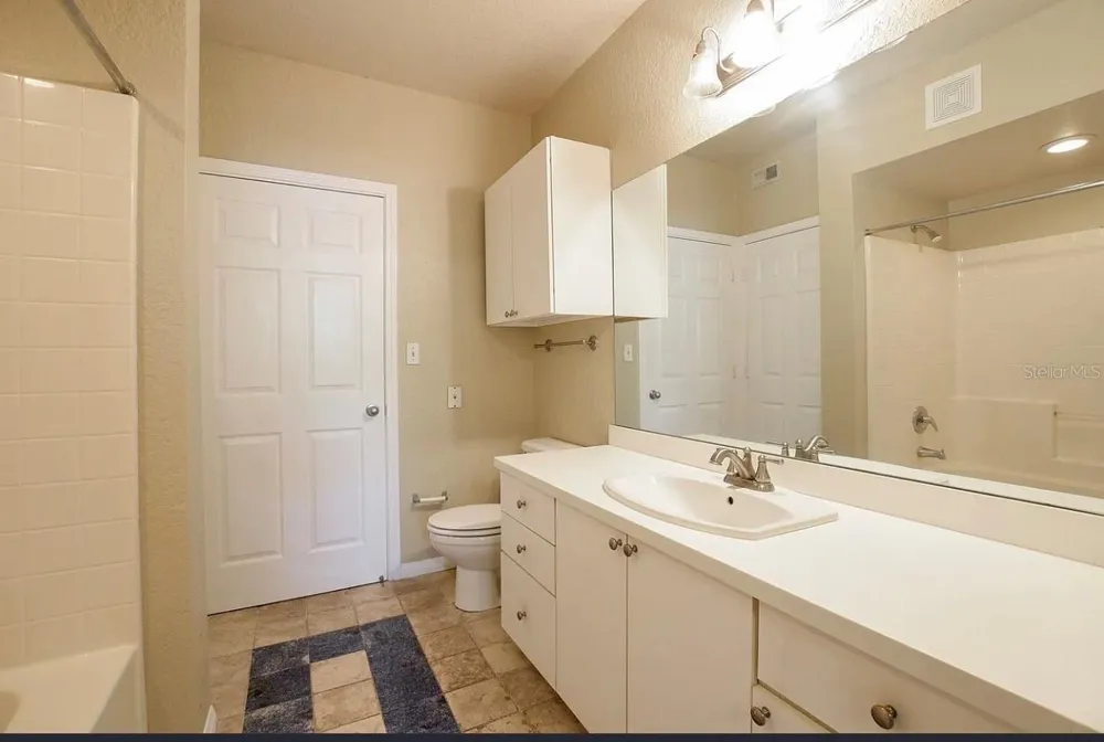 911 N ORANGE AVENUE #112 Orlando, FL 32801