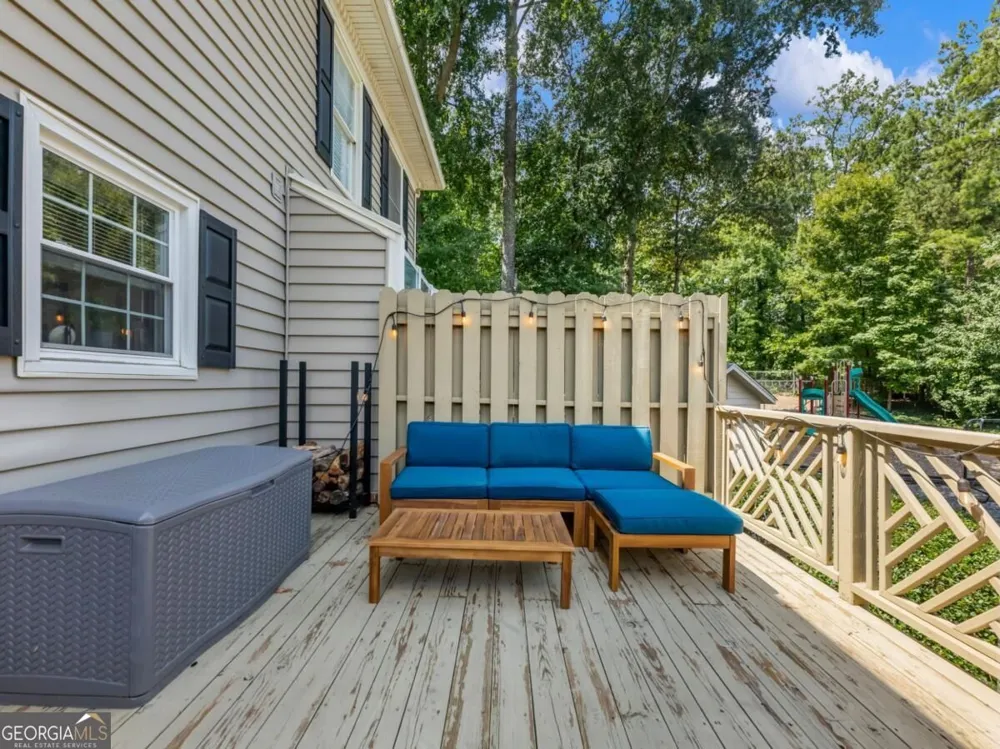 81 Mount Vernon CIR Sandy Springs, GA 30338