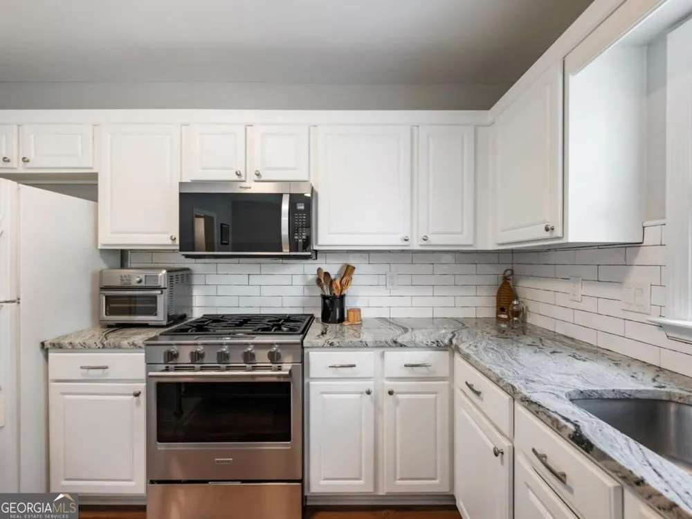 81 Mount Vernon CIR Sandy Springs, GA 30338