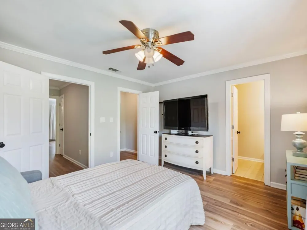 81 Mount Vernon CIR Sandy Springs, GA 30338