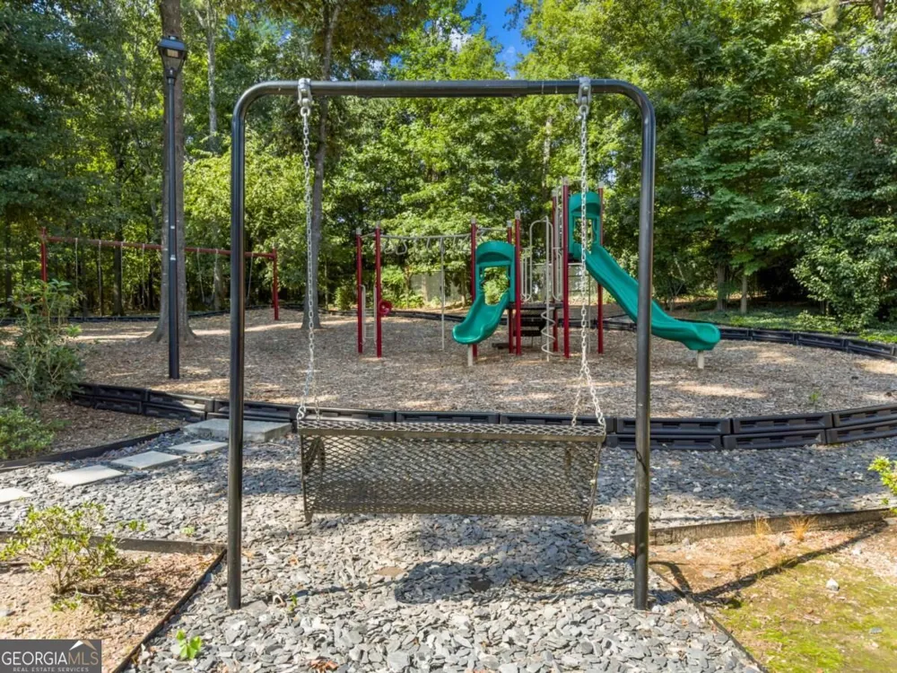 81 Mount Vernon CIR Sandy Springs, GA 30338