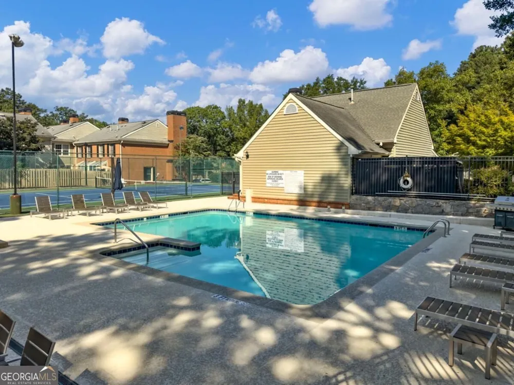 81 Mount Vernon CIR Sandy Springs, GA 30338