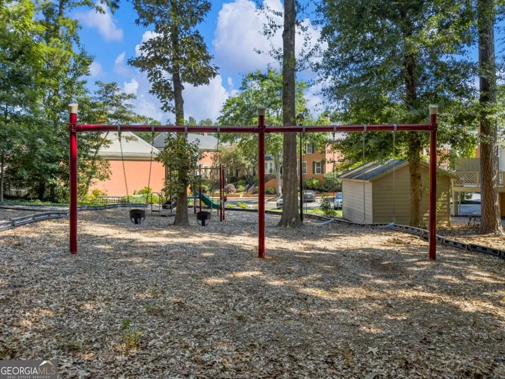 81 Mount Vernon CIR Sandy Springs, GA 30338