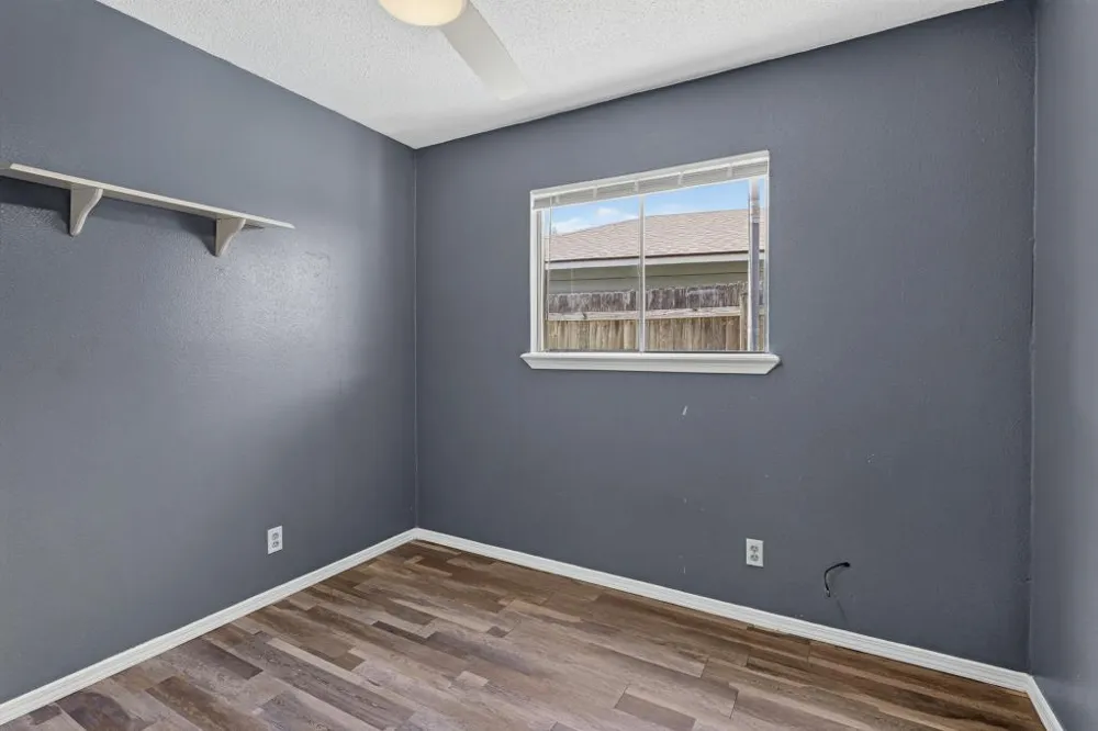 8602 Colonial Drive Austin, TX 78758