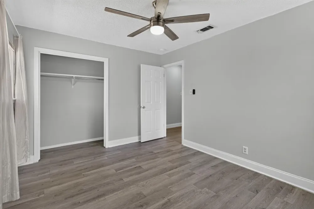 8602 Colonial Drive Austin, TX 78758