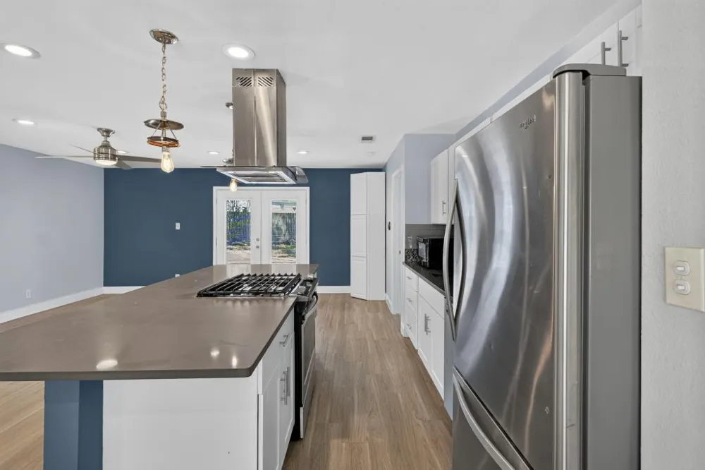 8602 Colonial Drive Austin, TX 78758