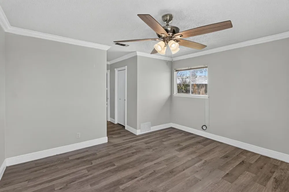 8602 Colonial Drive Austin, TX 78758