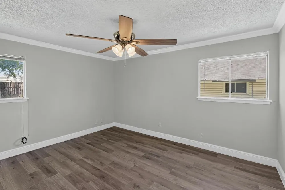 8602 Colonial Drive Austin, TX 78758