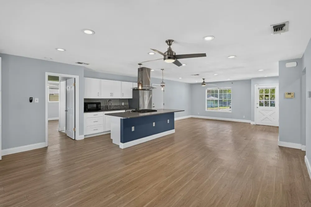 8602 Colonial Drive Austin, TX 78758