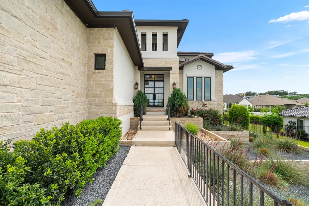 702 Serene Estates Drive Austin, TX 78738