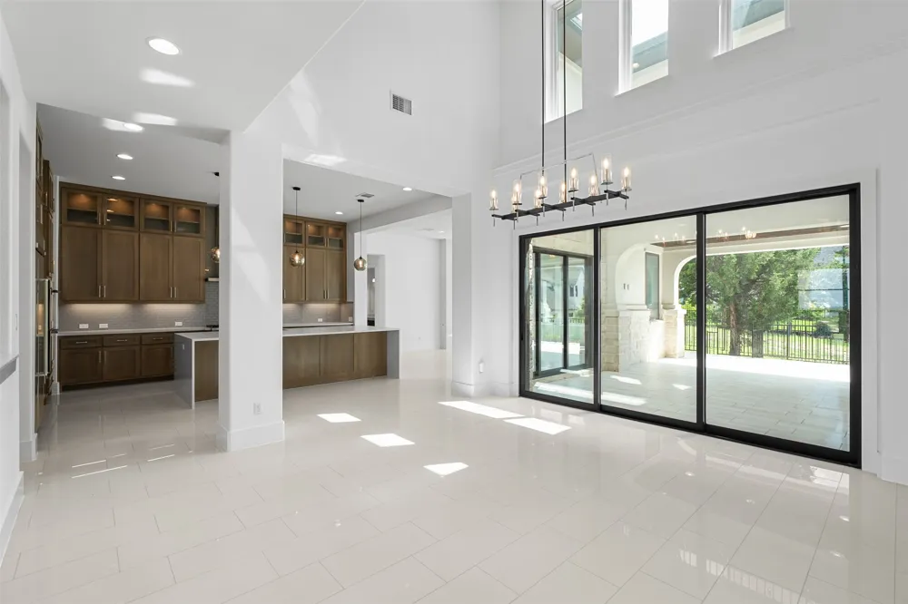 702 Serene Estates Drive Austin, TX 78738
