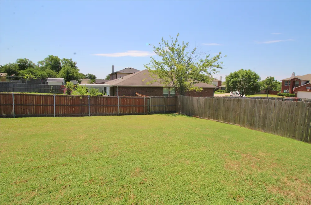 321 Briar Oaks Drive Royse City, TX 75189