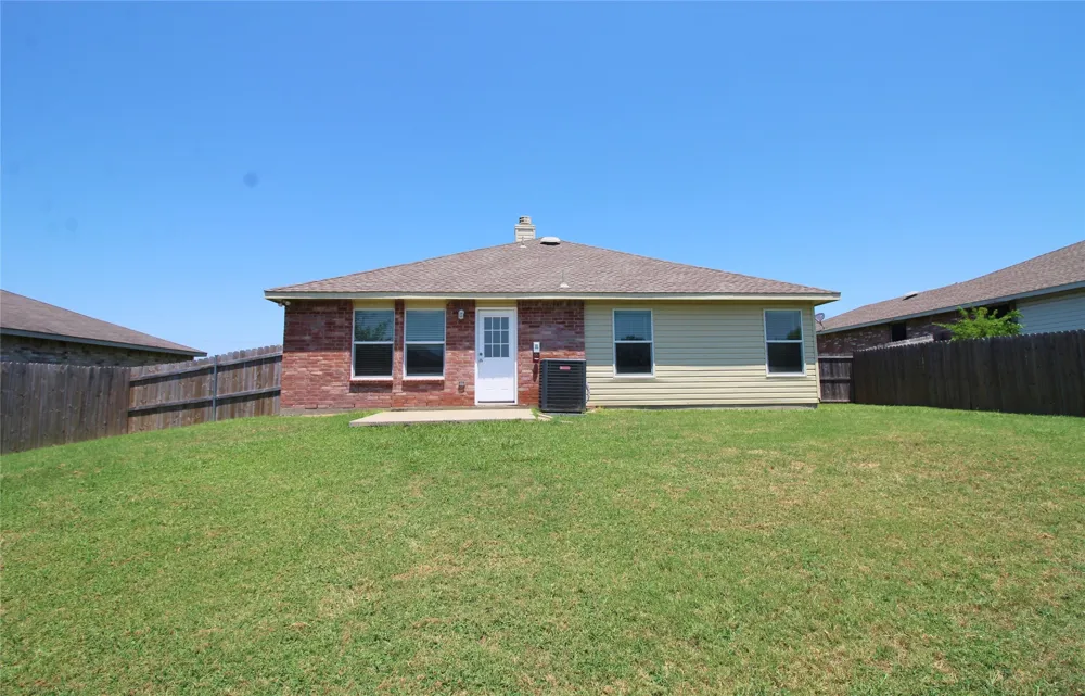 321 Briar Oaks Drive Royse City, TX 75189