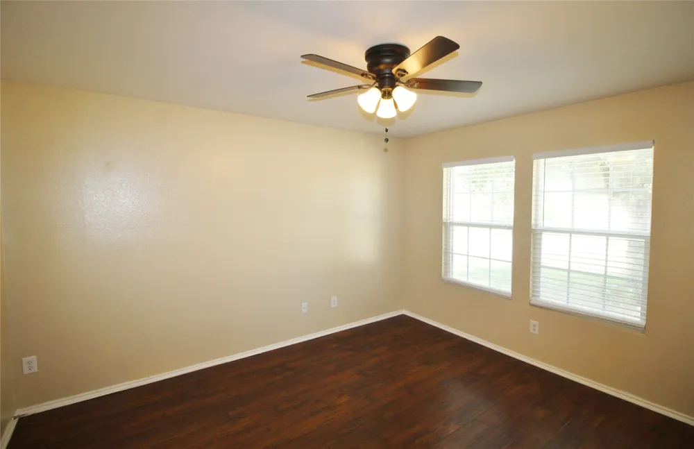 321 Briar Oaks Drive Royse City, TX 75189