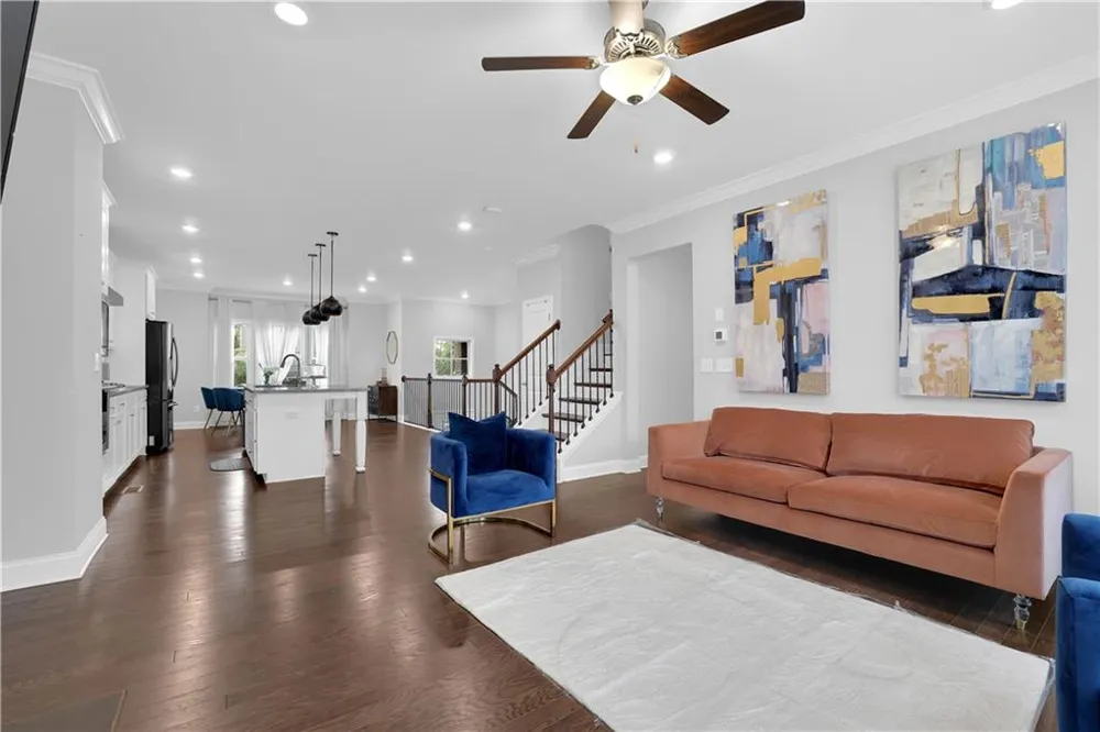 512 Via Secco Lane Suwanee, GA 30024