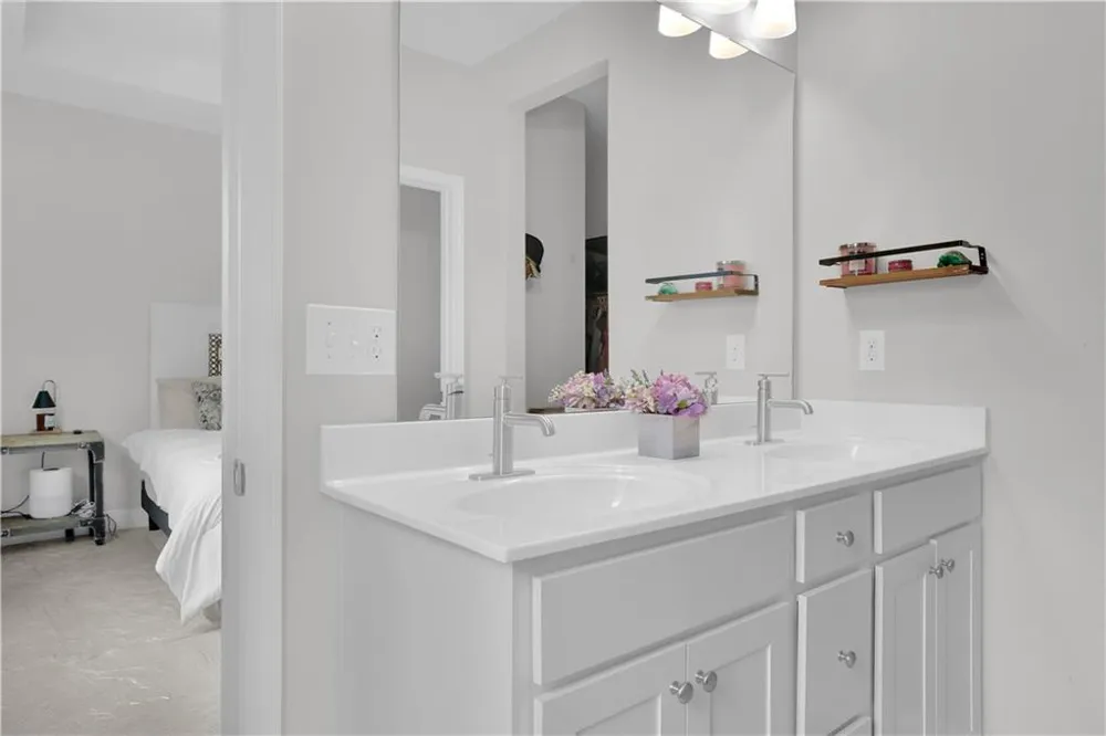 512 Via Secco Lane Suwanee, GA 30024