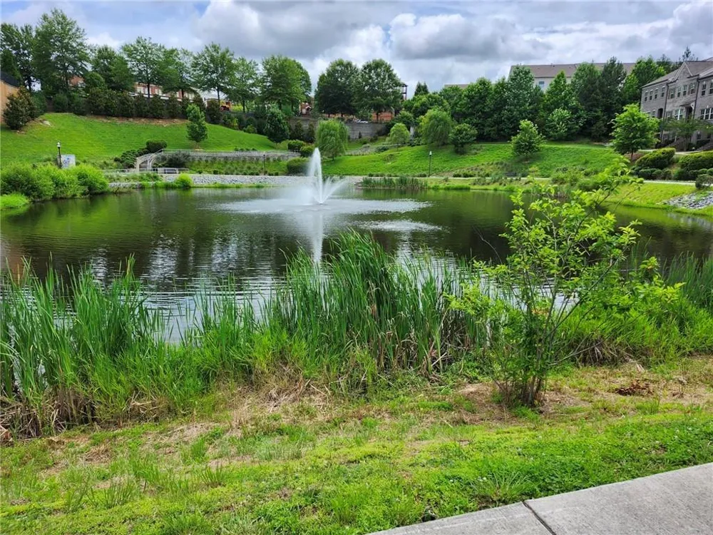 512 Via Secco Lane Suwanee, GA 30024