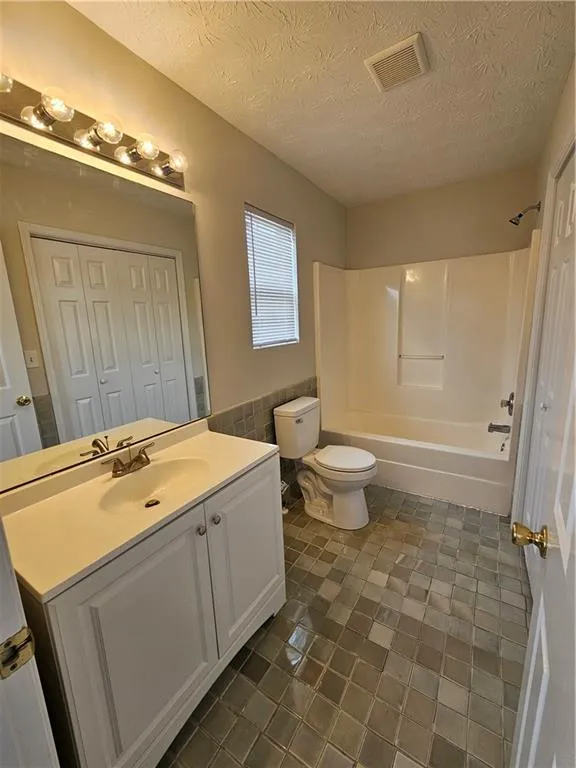 5225 Tussahaw Crossing McDonough, GA 30252